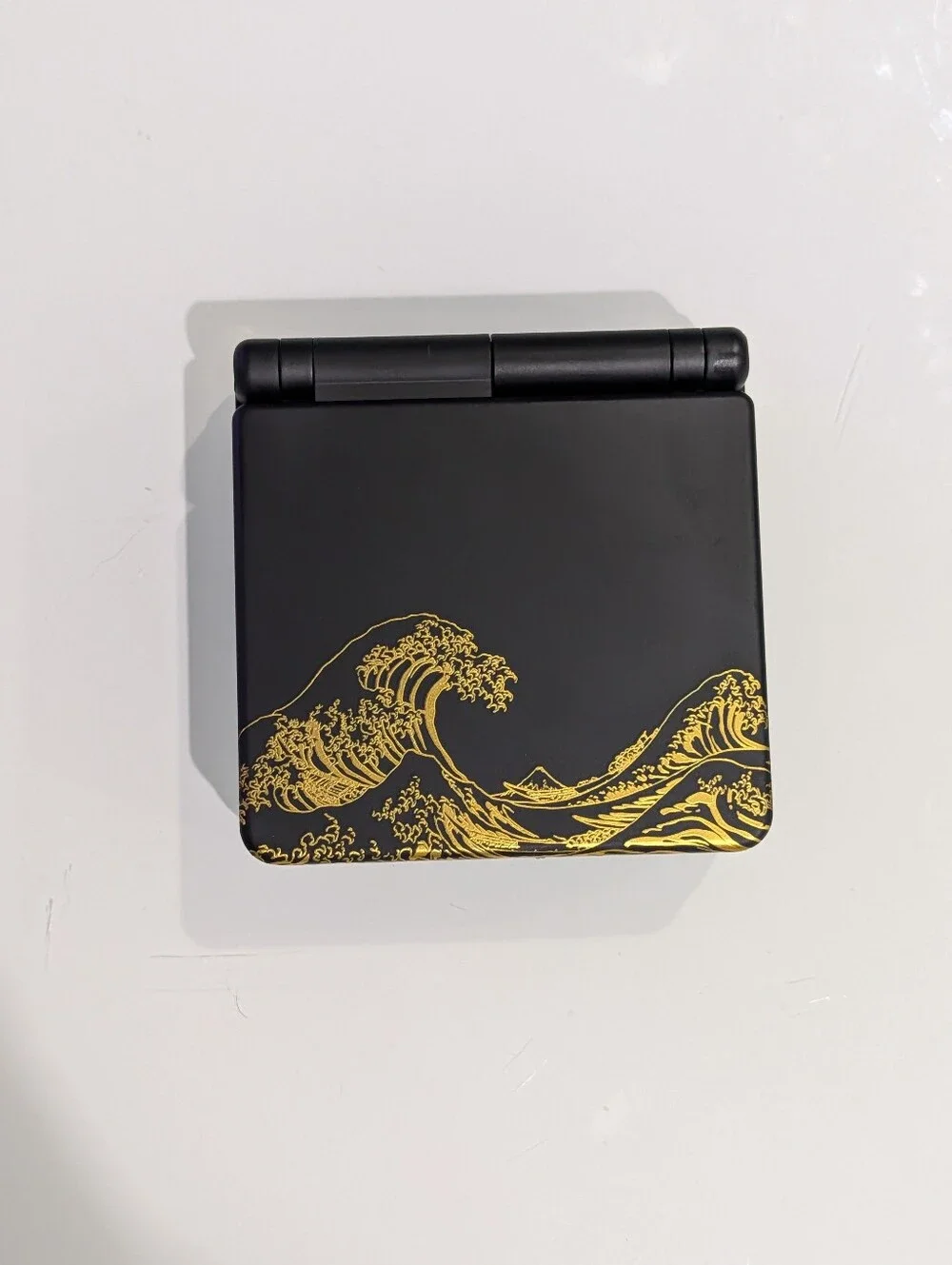 Great Wave Black & Gold Nintendo Game Boy Advance SP GBA SP with v5 IPS Screen